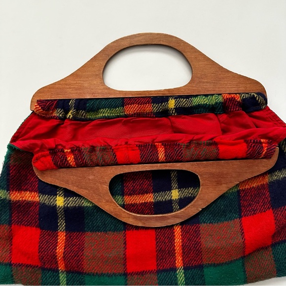 Vintage Plaid Wood Handled Bermuda Bag - Picture 2 of 6